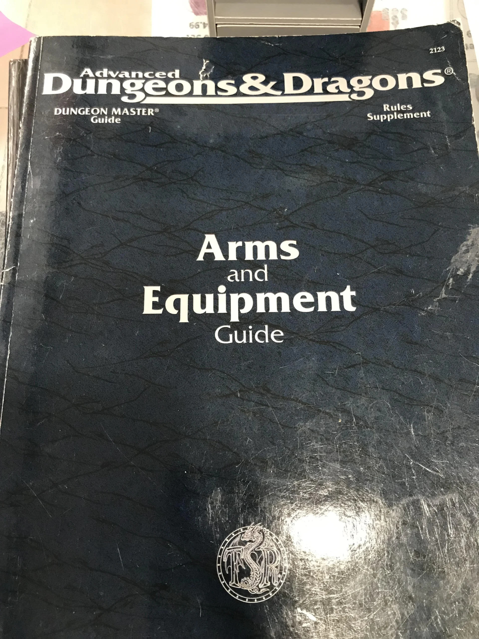 AD&D 2nd Ed: Arms and Equipment Guide (TSR 2123) (USED) - Atlantis Games & Comics